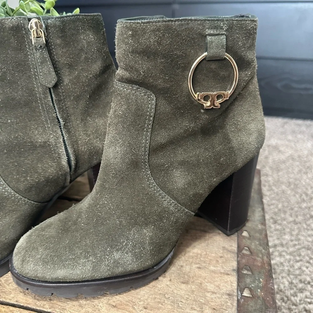 TORY BURCH Sophie lug sole bootie Dark Green Boots Shoes Womens Size 8.5